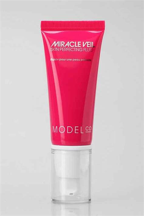 Picture-Perfect Skin: The Miracle Veil's Magic in Action